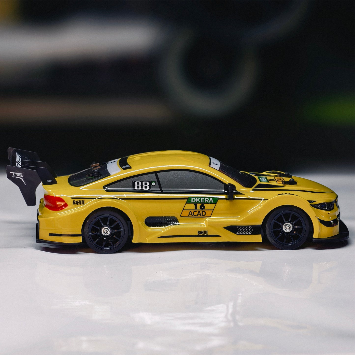 BMW M4 drift rc car