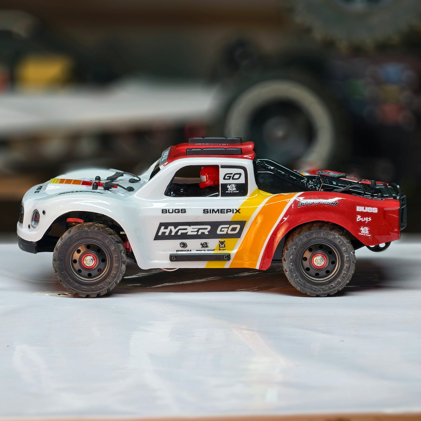 MJX Hyper Go 14211 1/14 Brushless Short Course RC Truck -70km/h, CNC Alloy