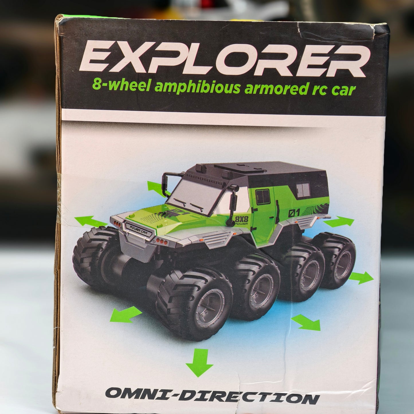 8x8 Amphibious rc car (waterproof)