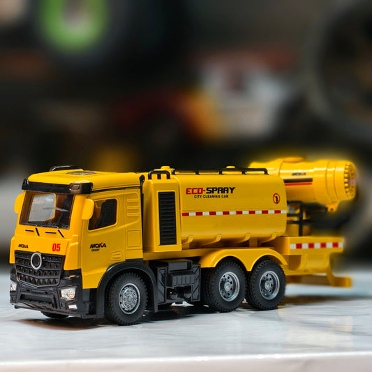 Spray Sprinkler Truck