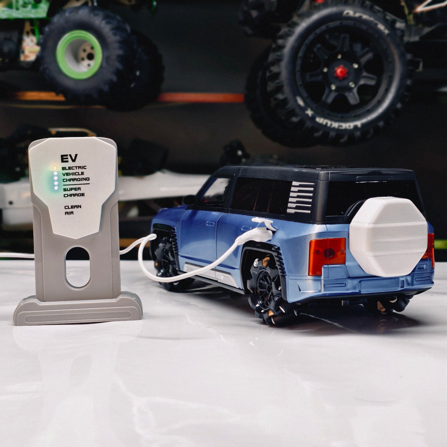 Moka U8 rechargeable 1:12 scale rc car with automatic opening Doors