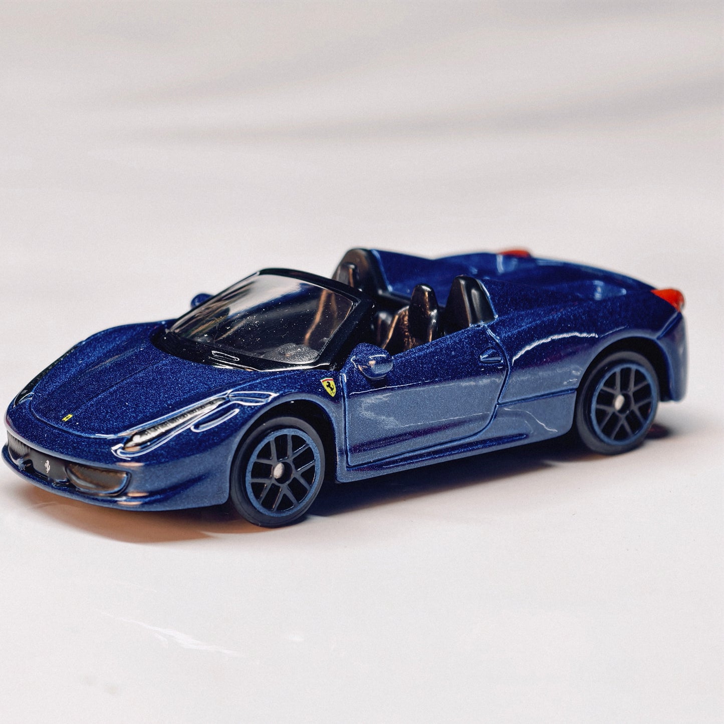Bburago Ferrari 458 spider 1/64 scale